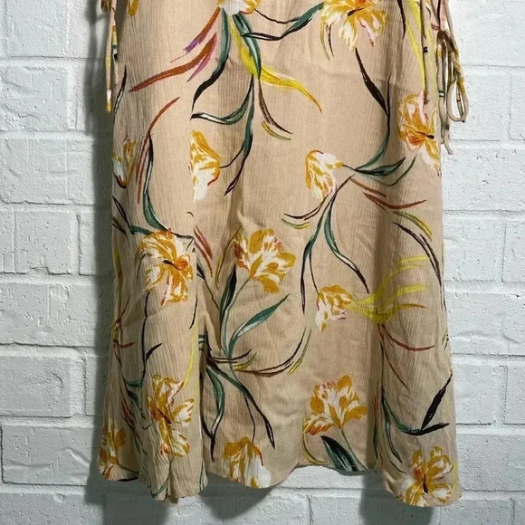O’Neill Floral Dress Size Small Peach Green Cutout Side Tie Mini Texture - Picture 3 of 9